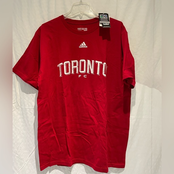 Very cool Toronto FC t-shirt. Very eye-catching! - Picture 2 of 4